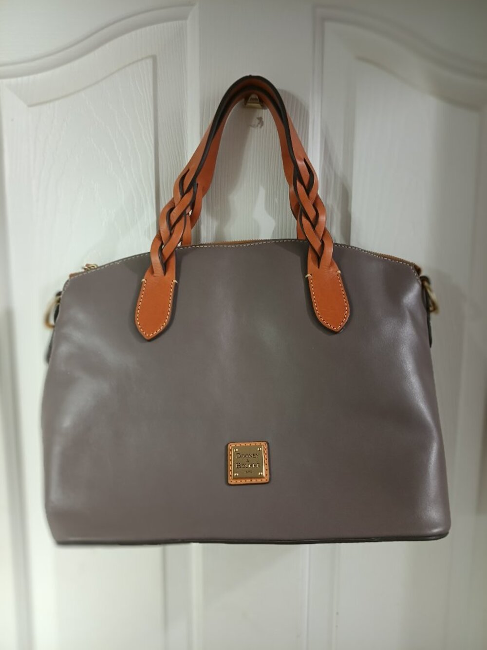 Dooney & Bourke Florentine leather bag